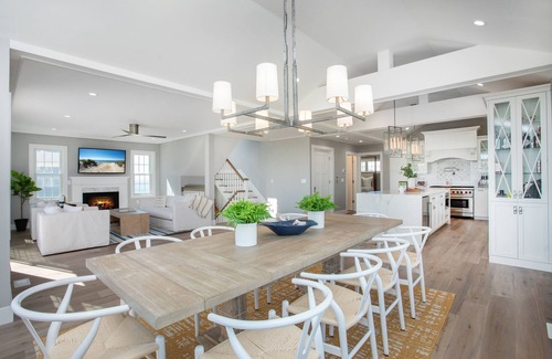 North Beach Haven House | BRAND NEW! Second From Beach - Coastal Modern Six Bedroom