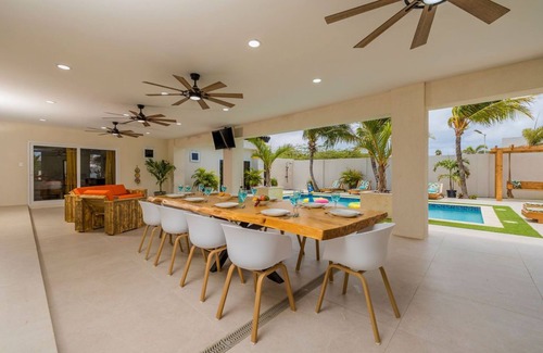 Opal Villa | BRAND NEW Spacious 5BR Villa w/Large Private Pool