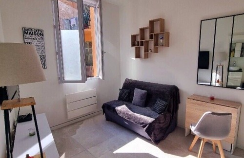 Saint-Roch Apartment | Brand new studio - Free Parking close
