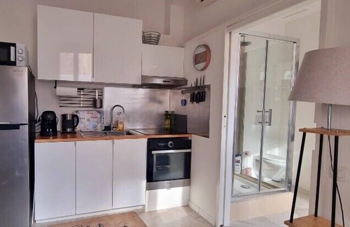 Saint-Roch Apartment | Brand new studio - Free Parking close