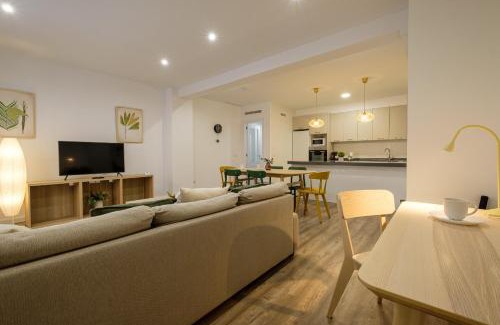 Jesus Apartment | Brand New Stylish Apartment with Fluffy Beds