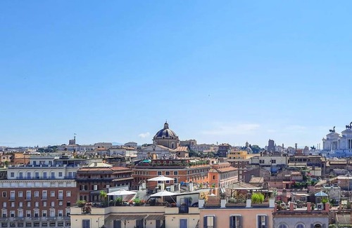 Roman Ghetto Apartment | BrandNew House on the Terrace