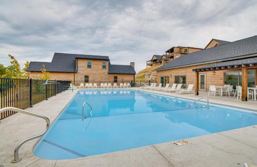 Table Rock House | Branson Log Cabin Near Silver Dollar City and Lake!