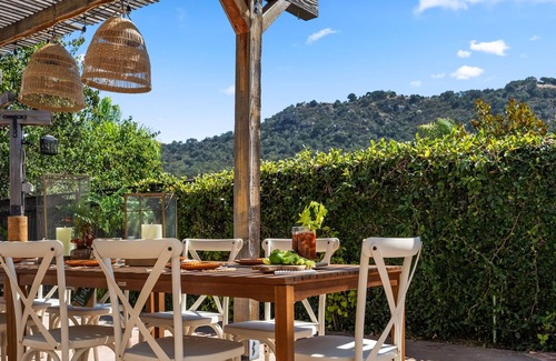 Woods Valley House | Brasswood Glen - Casino