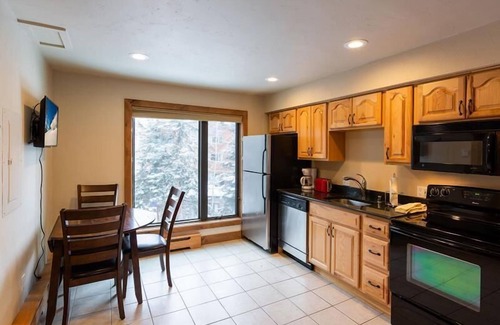 Vail Apartment | Breakaway West Studio