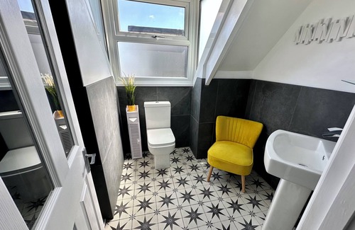 Newquay Bed & Breakfast | Breakers