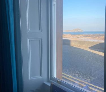 North Berwick Apartment | Breakwater