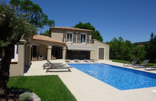 Auriol Villa | Breath in Provence , swimming pool, and Aix-en-Provence