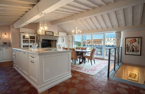 Duomo Apartment | Breathtaking Duomo Views | Heart of Florence