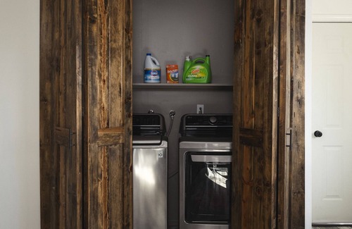 Arrowhead Villas House | Breathtaking Lakeview, GAME RM, 4 mins to Village