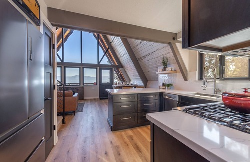 Carnelian Bay House | Breathtaking Mountain/Lake View, A Frame, Dogs OK- Nightingale Lakeview