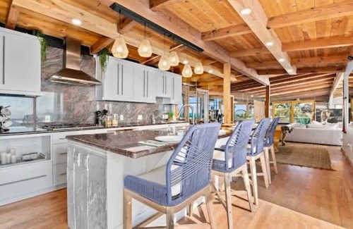Point Loma House | Breathtaking Oceanfront Zen Villa | Sunset Cliffs
