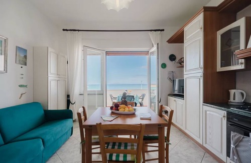 Porto Torres Apartment | Breathtaking seaview apartment in Porto Torres