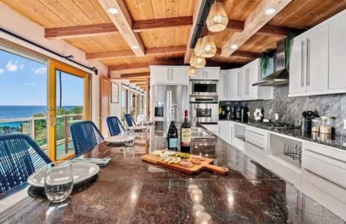 Sunset Cliffs House | Breathtaking Sunset Villa+Guesthouse+2 hot tubs