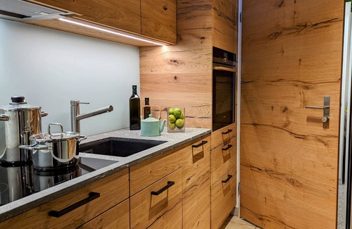 Berguen Apartment | Breathtaking view of the mountains, child-friendly, fireplace, terrace, top equipment