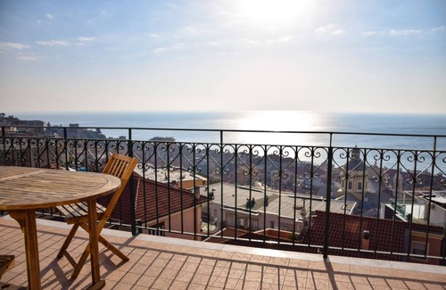 Finale Ligure Apartment | Breathtaking View Terrace (009029-CAV-0016)
