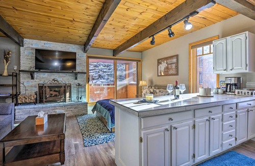 Peak 9 Condo | Breck Condo w/Hot Tub Access: Walk to Main St!