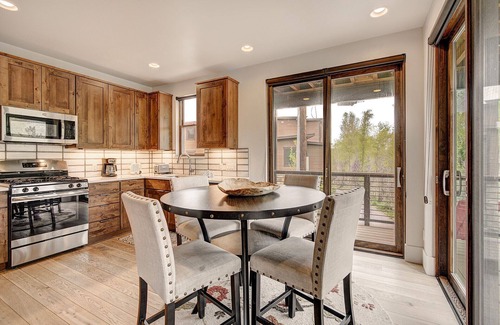 Silverthorne Apartment | Breckenridge 97 - Two Bedroom Apartment, Sleeps 4