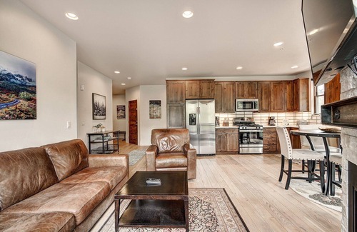 Silverthorne Apartment | Breckenridge 97 - Two Bedroom Apartment, Sleeps 4