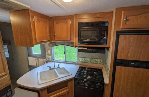 Trenton House | Breezy Acres Glampground