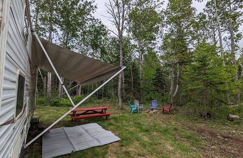 Trenton House | Breezy Acres Glampground