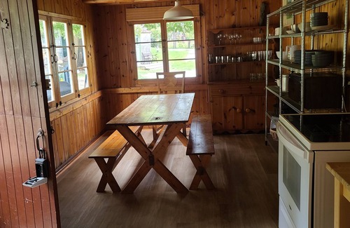 Tobermory Cottage | Breezy Bay Waterfront Cottage