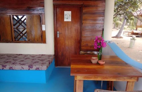 Pottuvil Division 2 House | Breezy Beach Cabanas