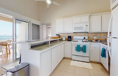 Oyster Pond Villa | ☀️🌴Breezy Bird by IRE Vacations - Cozy 2 bedroom Villa with Private Pool