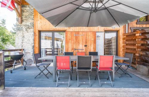 Saint-Colomban-des-Villards Apartment | Breizh Chalet - 14 personnes