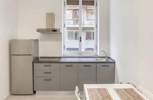 Porta Tenaglia Apartment | Brera Moscova White