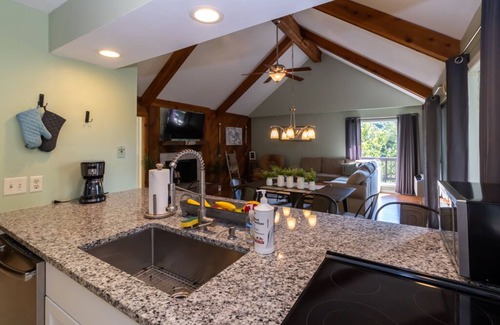 Osage Beach House | Brett's Oasis Private Lake House in Margaritaville