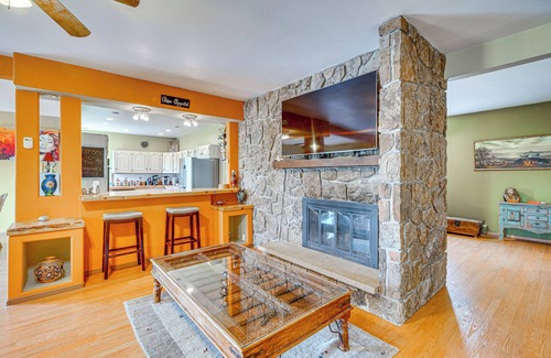 Woodmoor House | Breweries, Hiking Trails & Museums: Monument House