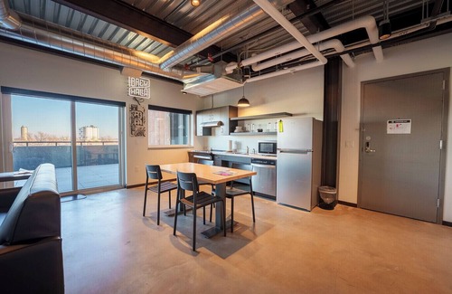 Fargo Hotel | Brewhalla Hotel