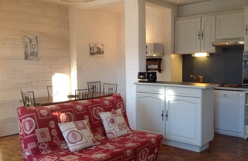 Briancon Apartment | Briançon hothouse, Beautiful sunny apartment, independent in villa, 3 * Wifii