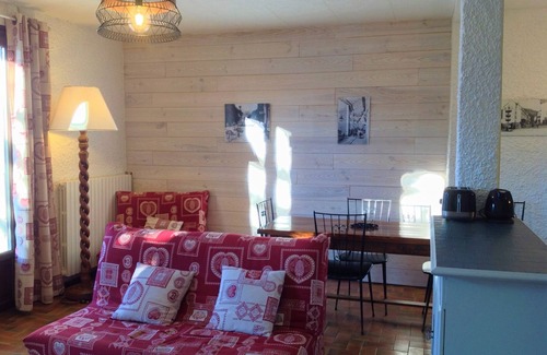 Briancon Apartment | Briançon hothouse, Beautiful sunny apartment, independent in villa, 3 * Wifii