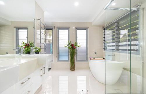 Bongaree House | Bribie Breeze Family Retreat with Pool & BBQ