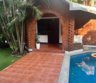 Sadras Hotel | BRICK CASTLE