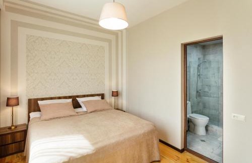 Gori House | Brick walls