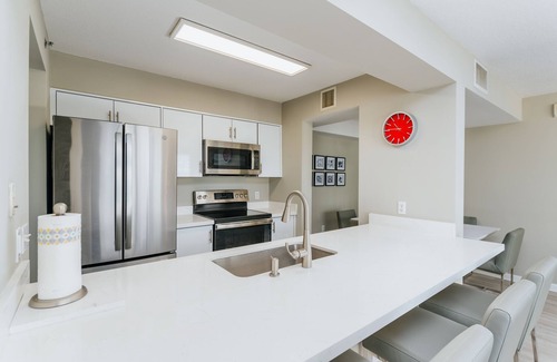 Brickell Condo | Brickell, Miami Home in the Sky!
