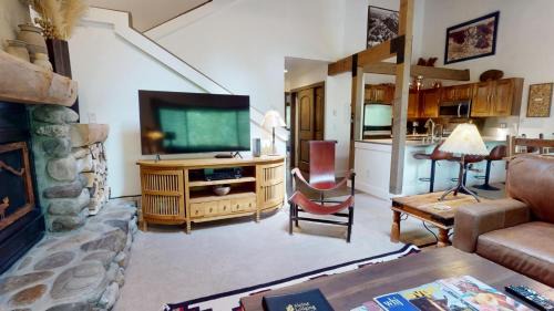 Ketchum House | Bridgepoint Condo 24