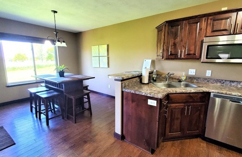 Spirit Lake Villa | Bridges Bay Vacation Cabin 113