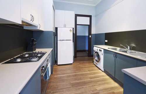 Willoughby Hotel | Bridgeview Hotel Willoughby