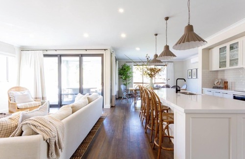 Bright Villa | Bridgewater - Big Sky Retreats - Offering the next level of luxury accommodation in Bright and Surrounds