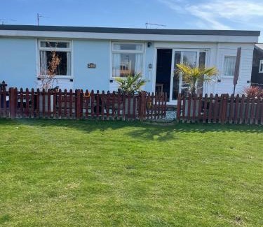 Bridlington Ski Chalet | Bridlington chalet lodge 248 south shore holiday village