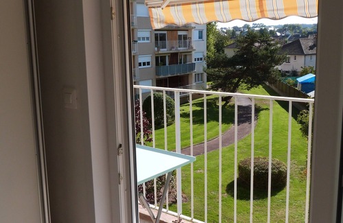 Laval Apartment | Bright 2 bedroom apartment