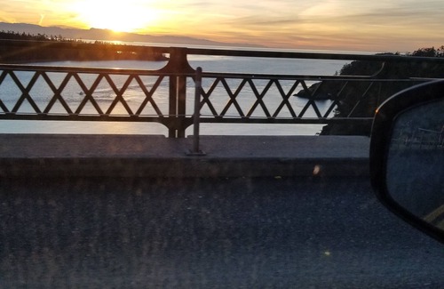 Oak Harbor House | Bright 2bd/1ba main level of home, partial water view, close to old town.