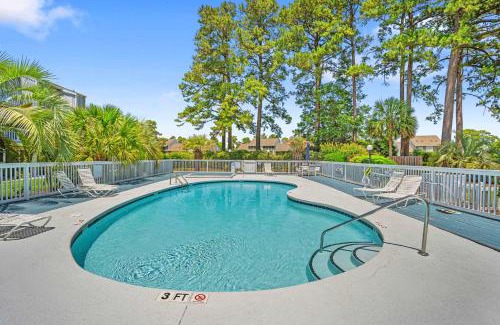 Little River House | Bright 2BR Condo with Poolside Patio, Near Beach