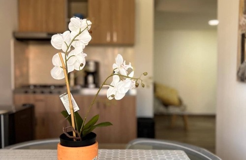 Chico Reservado Apartment | Bright 2BR in Parque de la 93