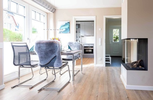 Westerland House | Bright 3-room vacation home with approx. 78 m² living space, for up to 3 people