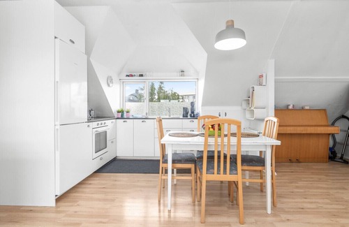 Hafnarfjordur Apartment | Bright & Airy 3BR Apartment